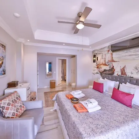 Scenic Hillside With Pool Terrace Kalkan