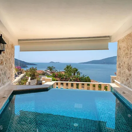 Villa Scenic Hillside With Pool Terrace