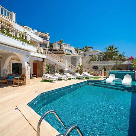 Scenic Hillside With Pool Terrace