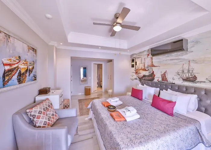 Scenic Hillside With Pool Terrace Kalkan