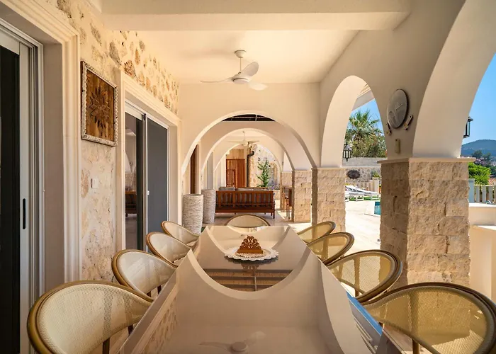 Scenic Hillside With Pool Terrace Kalkan