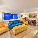 Villa Scenic Hillside With Pool Terrace Kalkan