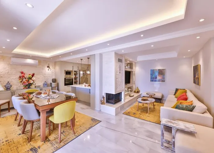 Scenic Hillside With Pool Terrace Kalkan