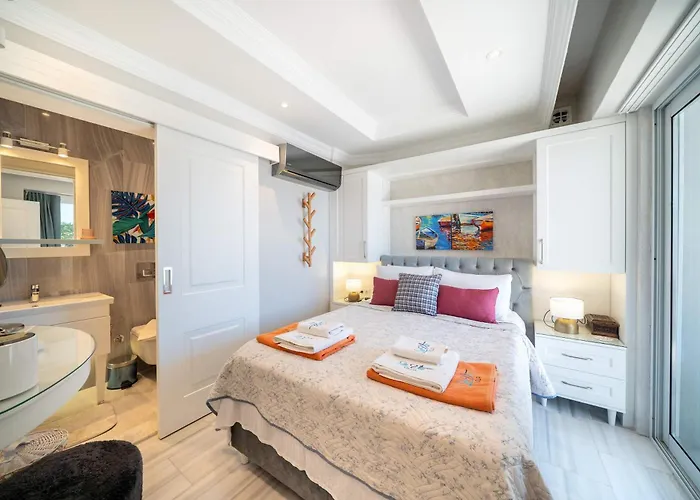 Villa Scenic Hillside With Pool Terrace Kalkan