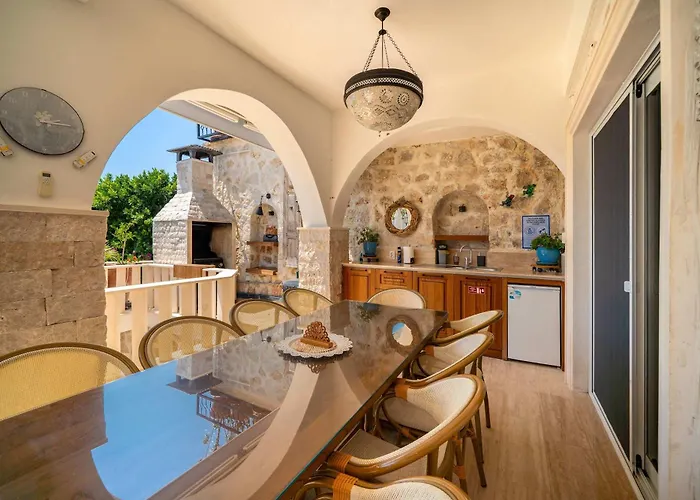 Scenic Hillside With Pool Terrace Kalkan